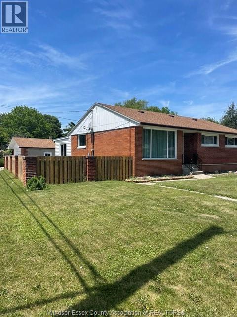 889 Riverdale, Windsor, Ontario N8S 4C2 - Photo 3 - 26013438