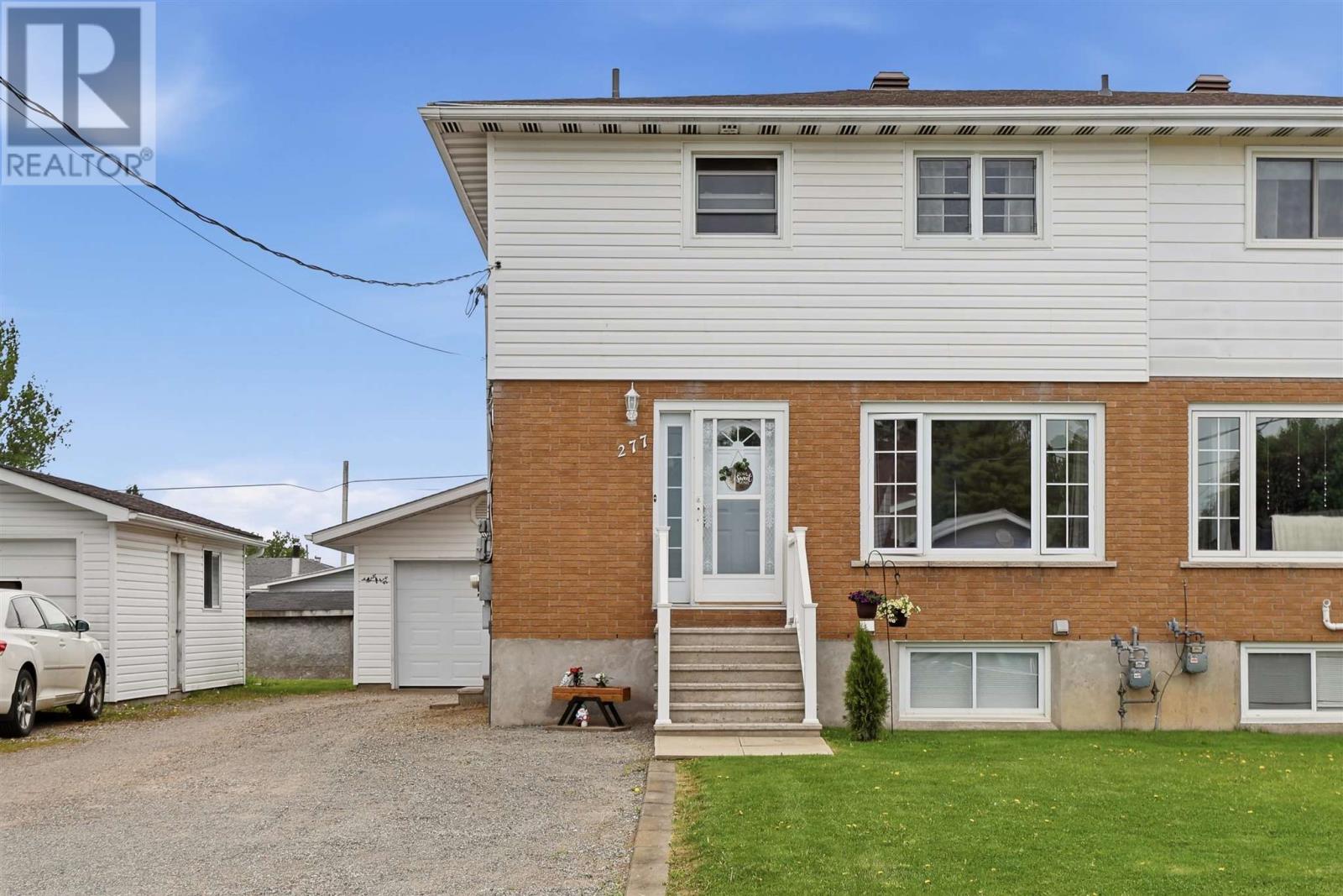277 Doncaster Rd, Sault Ste. Marie, Ontario  P6C 2T8 - Photo 2 - SM261358