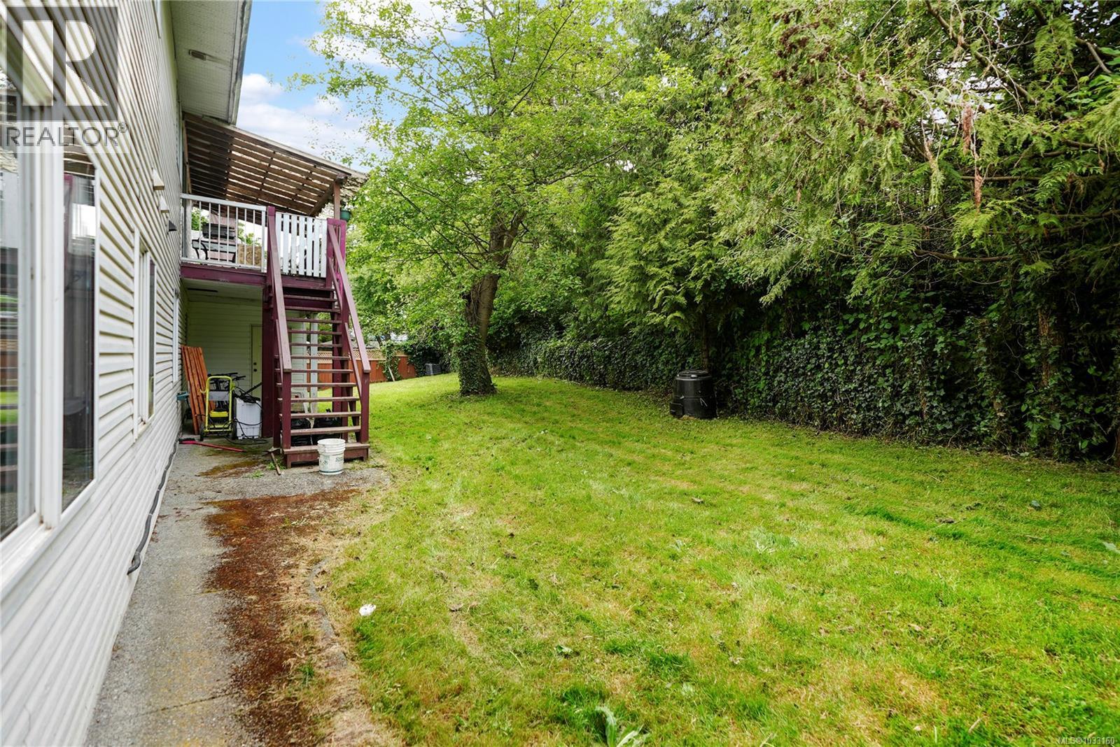 877 Admirals Rd, Esquimalt, British Columbia  V9A 2P1 - Photo 30 - 1033160