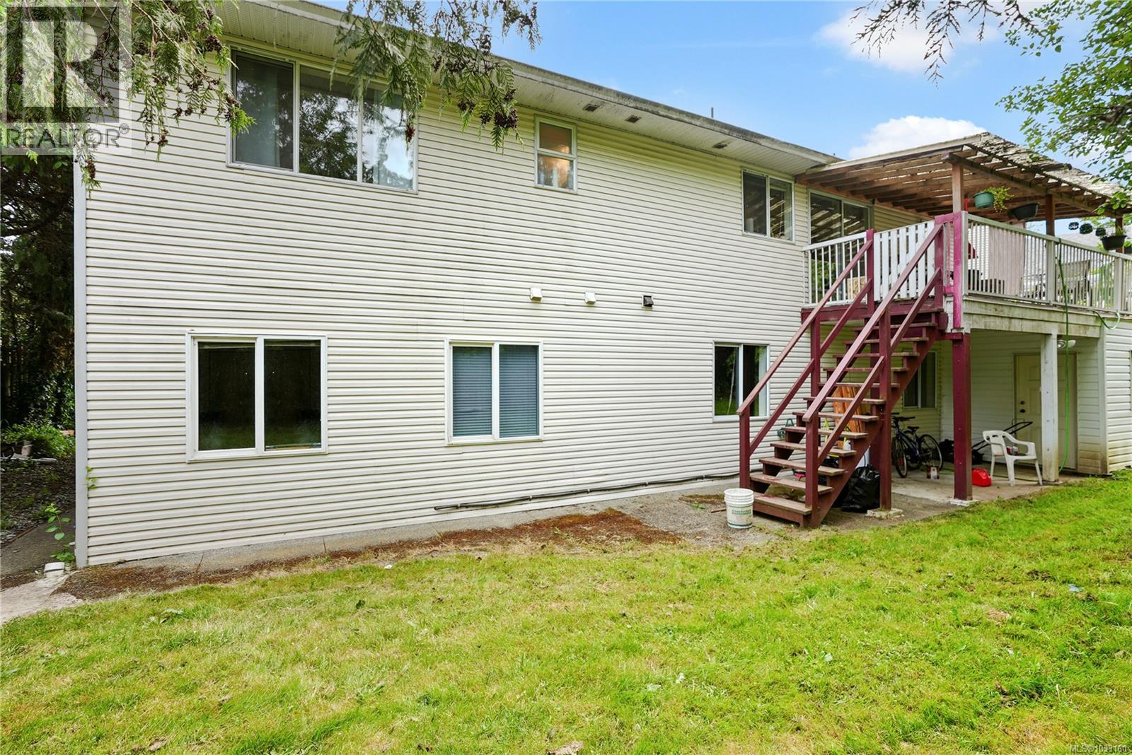 877 Admirals Rd, Esquimalt, British Columbia  V9A 2P1 - Photo 31 - 1033160