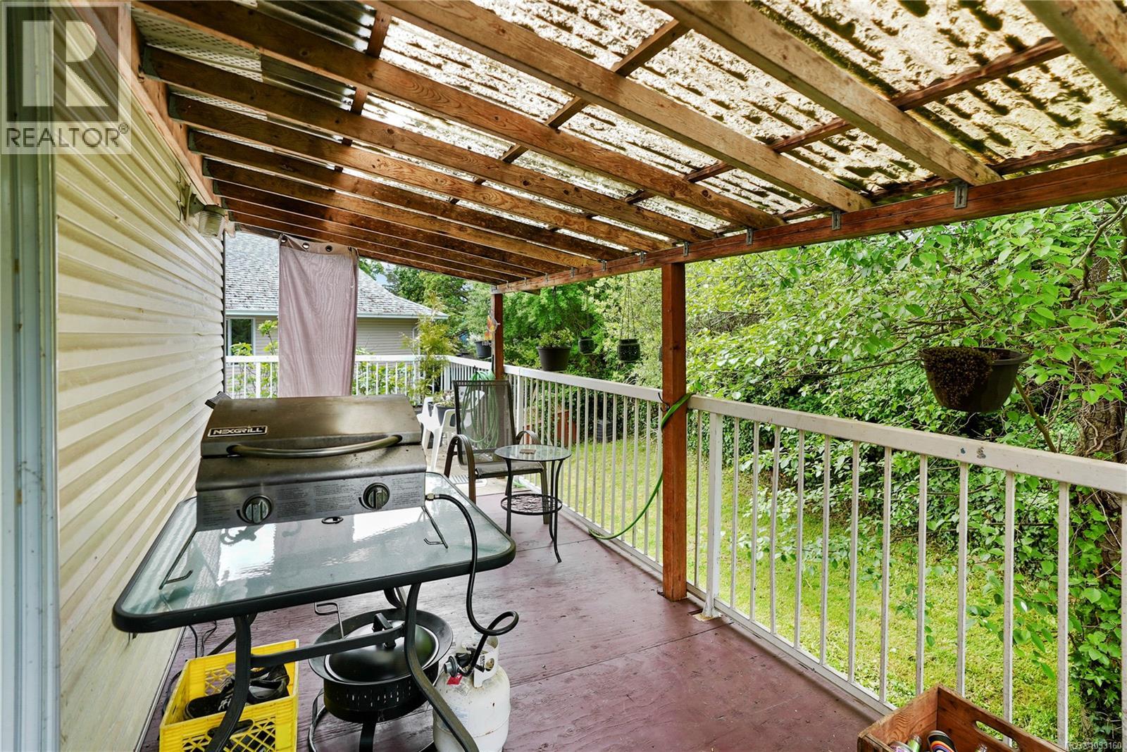 877 Admirals Rd, Esquimalt, British Columbia  V9A 2P1 - Photo 32 - 1033160
