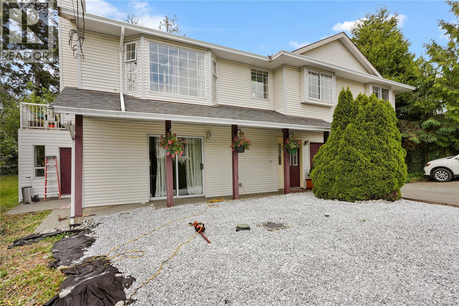 877 Admirals Rd, Esquimalt, British Columbia  V9A 2P1 - Photo 35 - 1033160