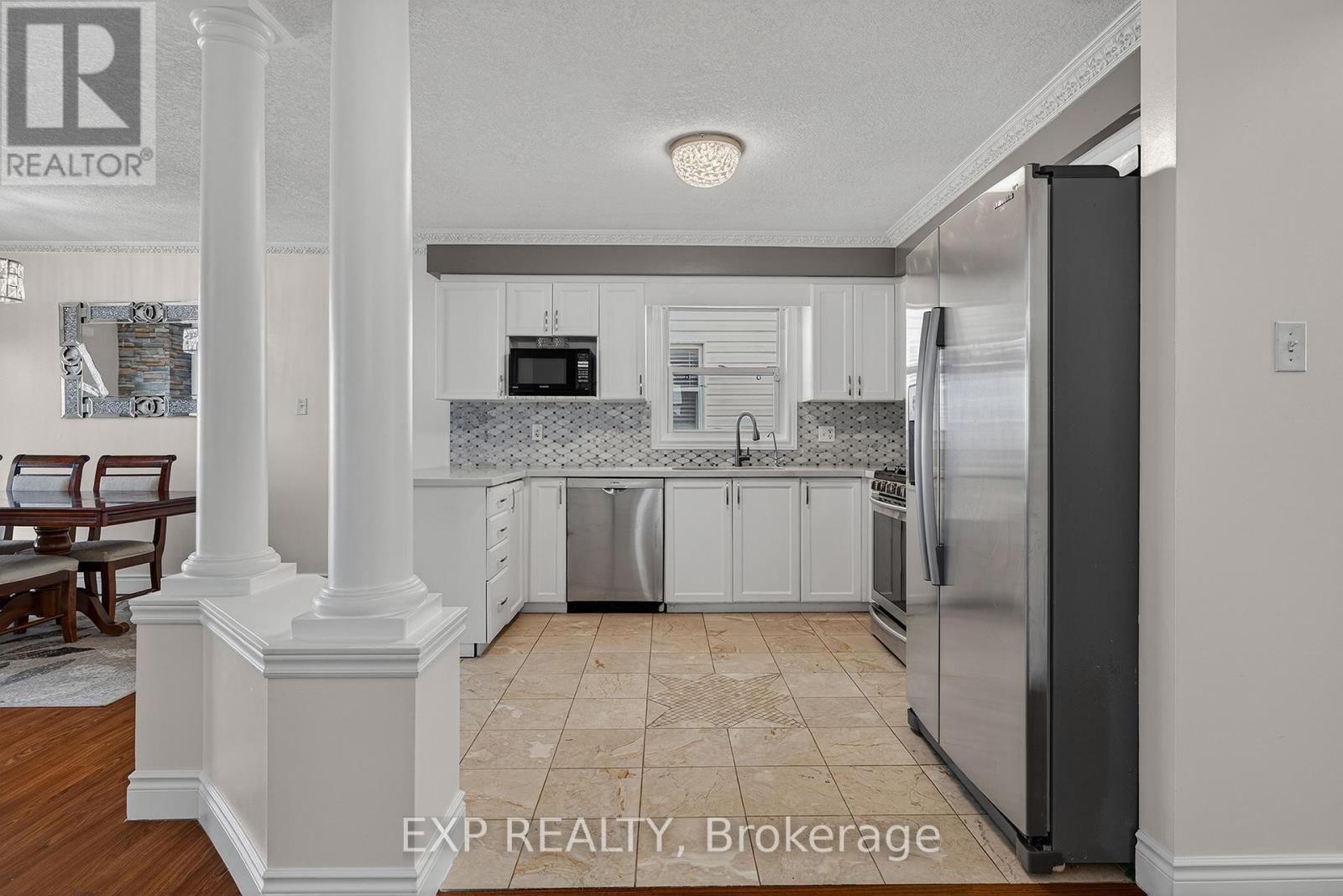 512 Snowdrop Court, Kitchener, Ontario  N2E 4G4 - Photo 6 - X13414990