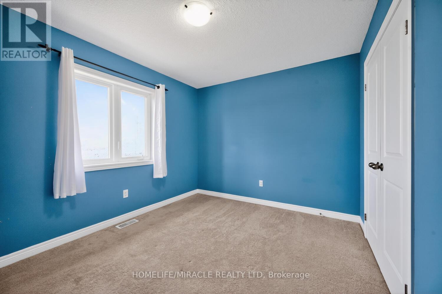 Upper - 23 Pinot Crescent, Hamilton, Ontario  L8E 0J8 - Photo 37 - X13415004
