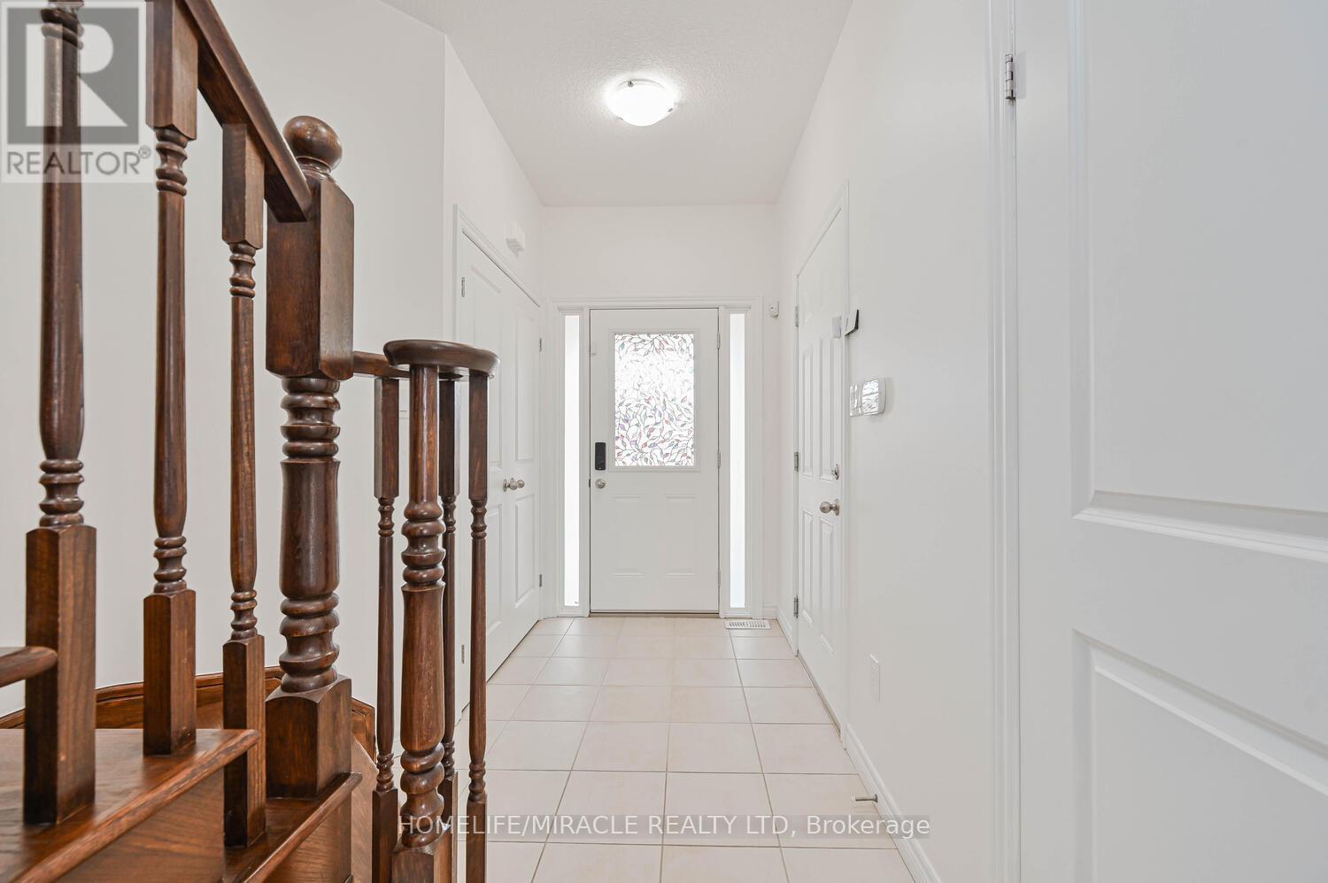 Upper - 23 Pinot Crescent, Hamilton, Ontario  L8E 0J8 - Photo 8 - X13415004