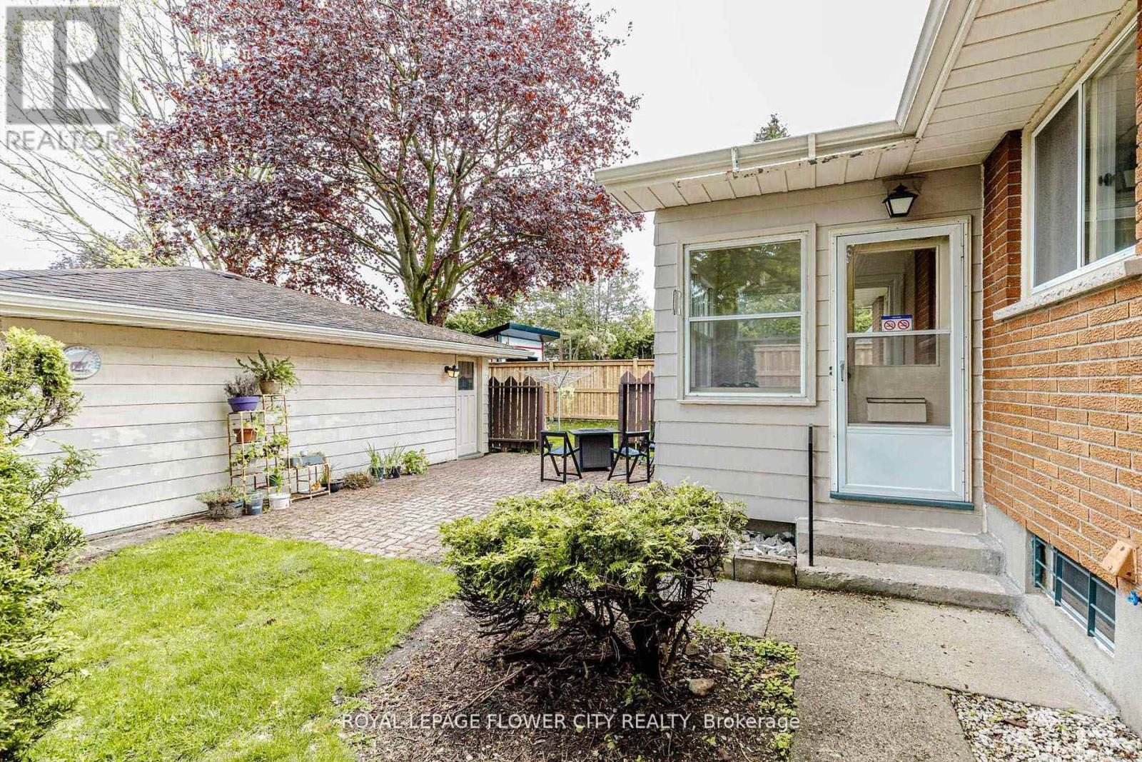 15 Cumberland Crescent, London North, Ontario  N5X 1B7 - Photo 3 - X13415028
