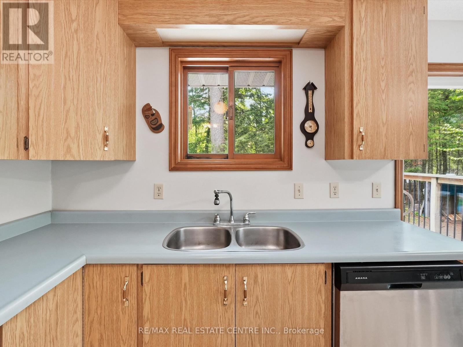 1059 Britannia Road, Huntsville, Ontario  P1H 2J3 - Photo 8 - X13415048