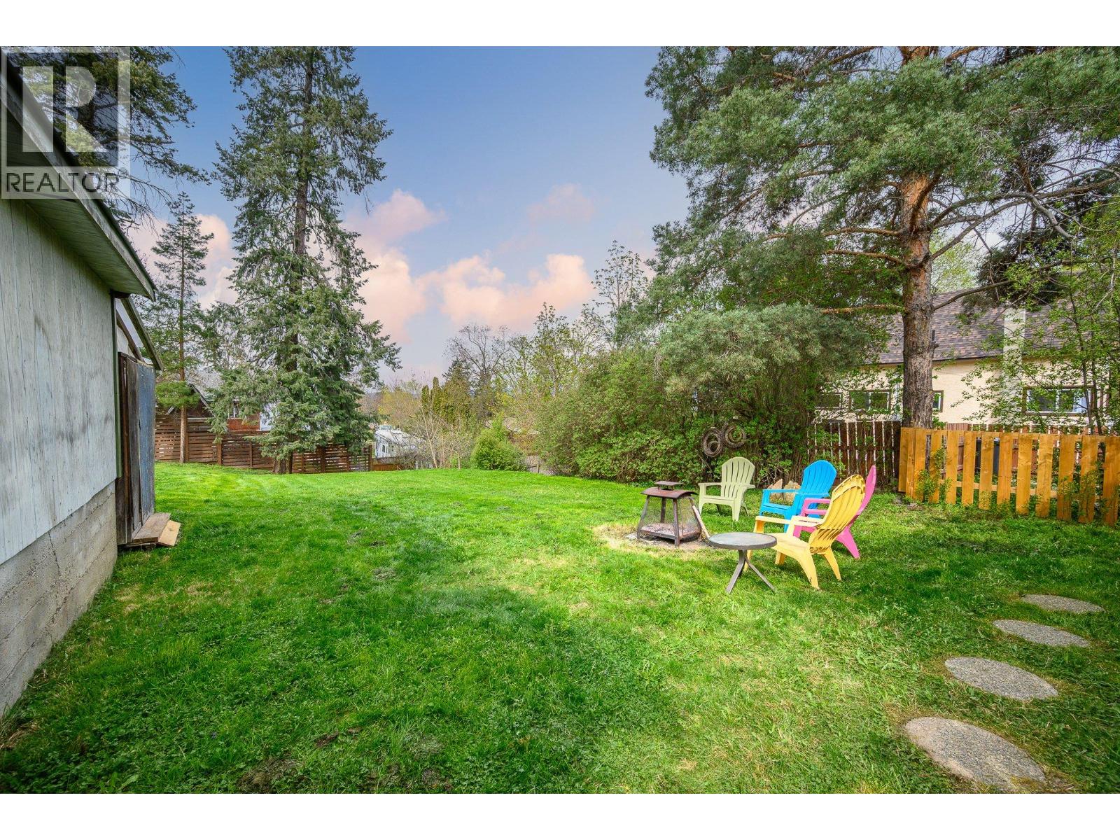 3620 Rosedale Avenue Armstrong Photo 6 3620 Rosedale Avenue Armstrong Photo 6