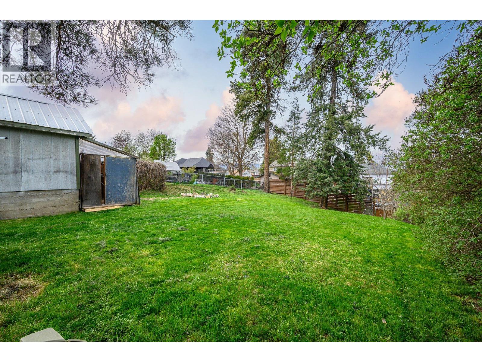 3620 Rosedale Avenue Armstrong Photo 33 3620 Rosedale Avenue Armstrong Photo 33