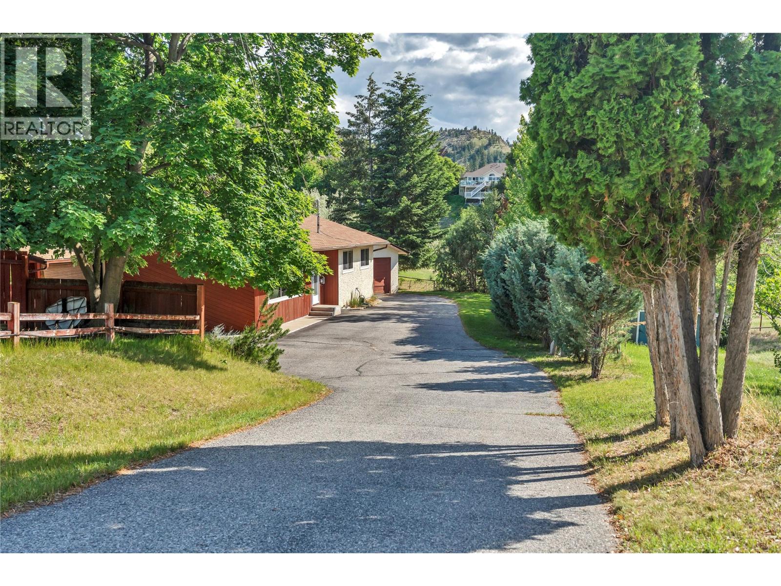 152 Arlayne Road, kaleden, British Columbia