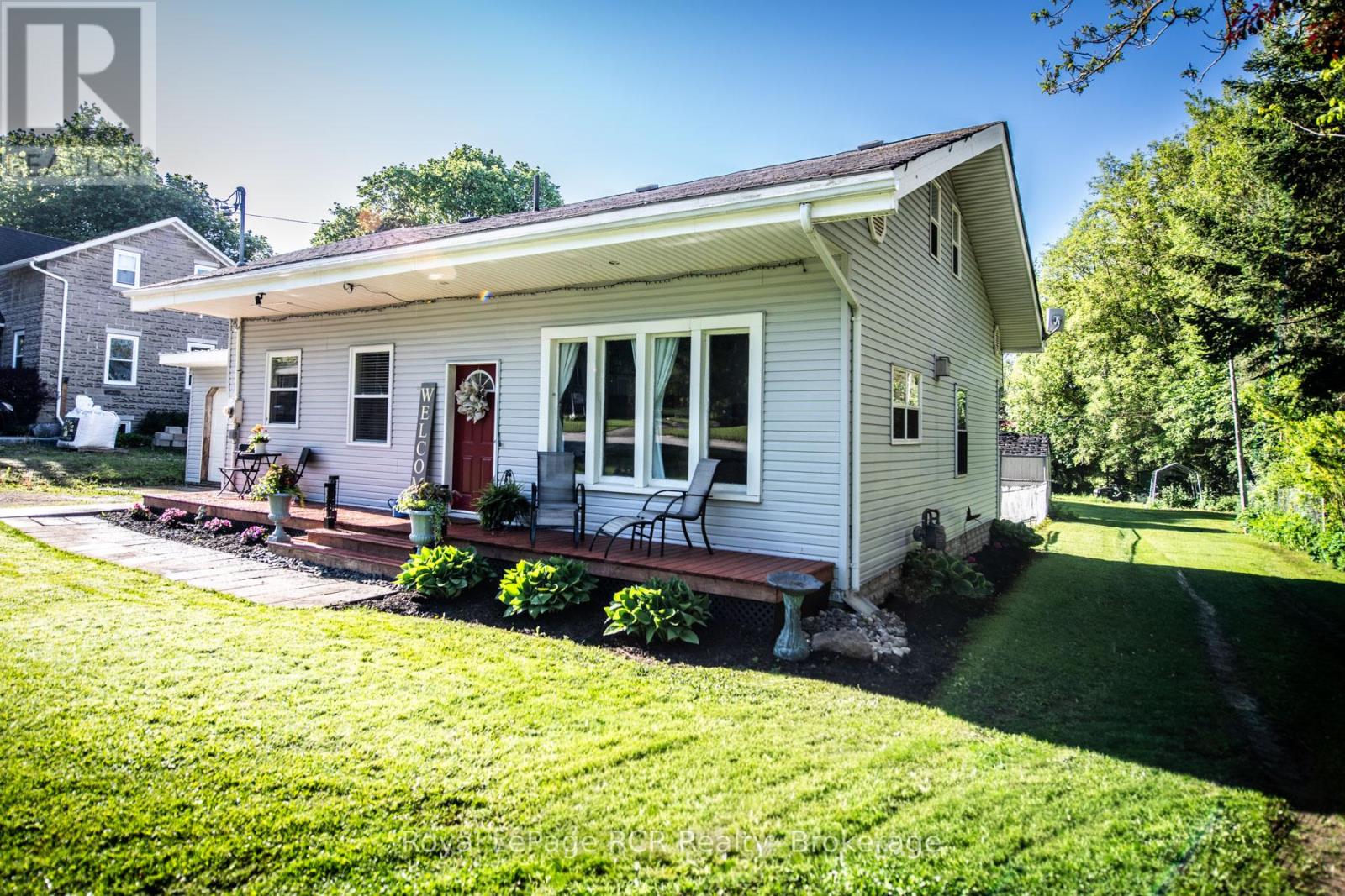 430 Queen Street West Street W, Wellington North, Ontario N0G 2L3 - Photo 18 - X13415436