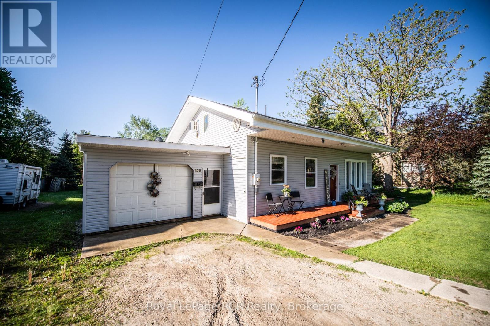 430 Queen Street West Street W, Wellington North, Ontario N0G 2L3 - Photo 22 - X13415436