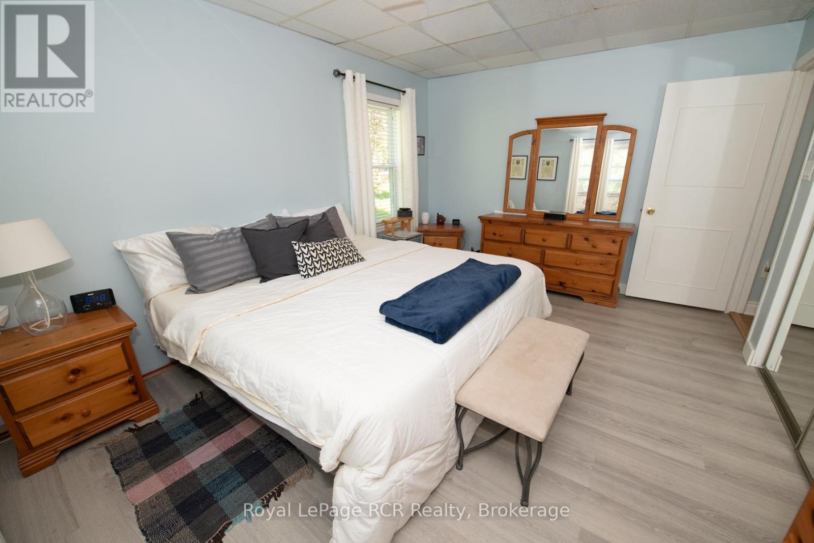 430 Queen Street West Street W, Wellington North, Ontario N0G 2L3 - Photo 6 - X13415436