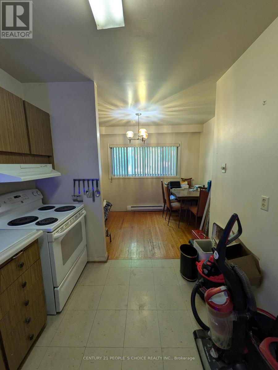 89 - 14 London Green Court E, Toronto, Ontario M3N 1K2 - Photo 5 - W12974010