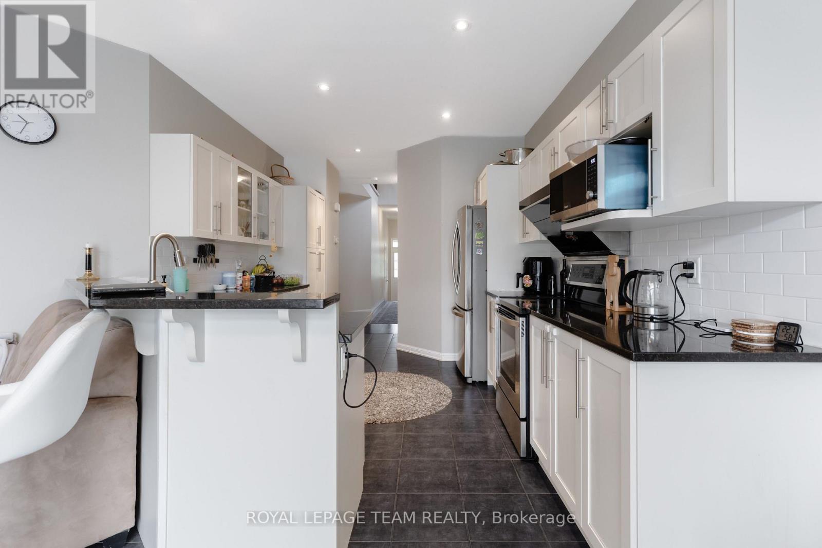 212 Huntsville Drive, Ottawa, Ontario  K2T 0C6 - Photo 14 - X13236466