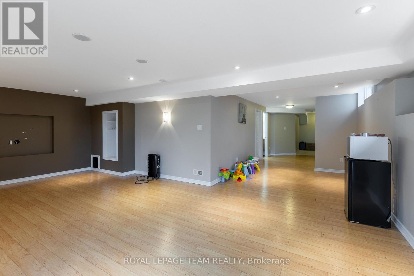 212 Huntsville Drive, Ottawa, Ontario  K2T 0C6 - Photo 41 - X13236466