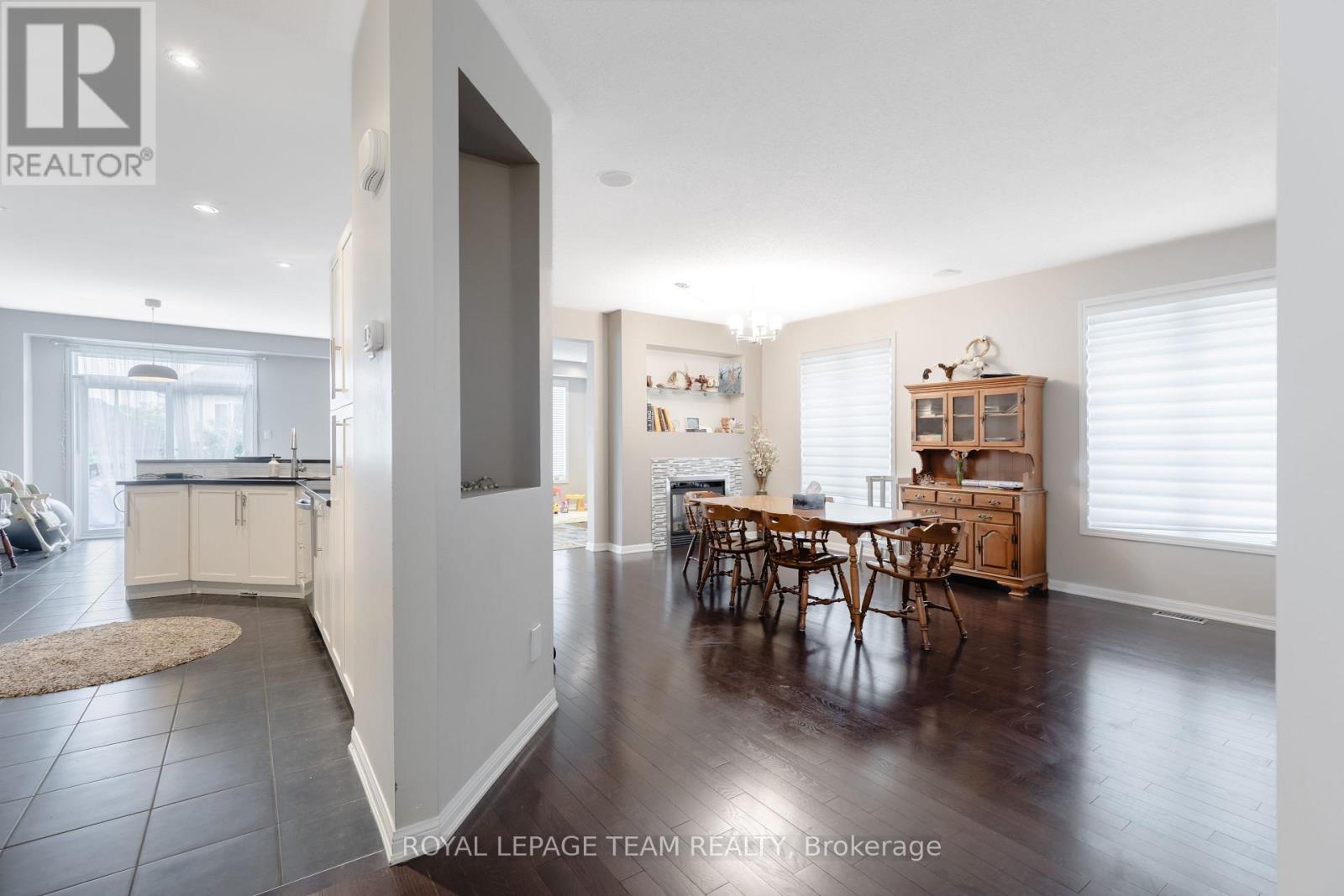 212 Huntsville Drive, Ottawa, Ontario  K2T 0C6 - Photo 8 - X13236466