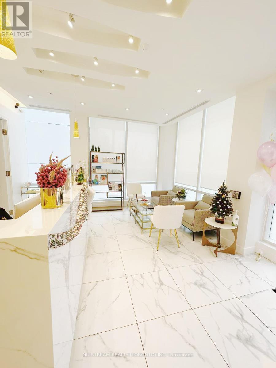 90 Esther Shiner Boulevard, Toronto, Ontario  M2K 1C2 - Photo 4 - C13415114
