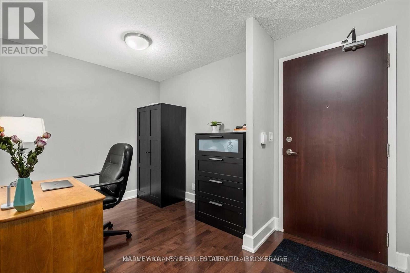 512 - 676 Sheppard Avenue E, Toronto, Ontario M2K 1B7 - Photo 6 - C13415262