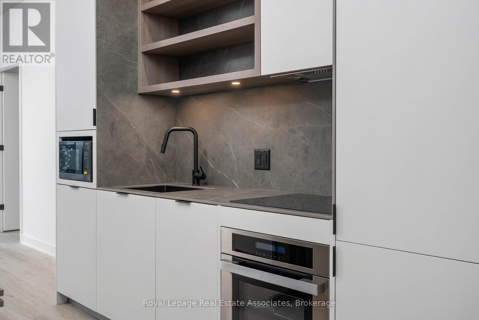 3908 - 55 Charles Street E, Toronto, Ontario  M4Y 0J1 - Photo 2 - C13415328