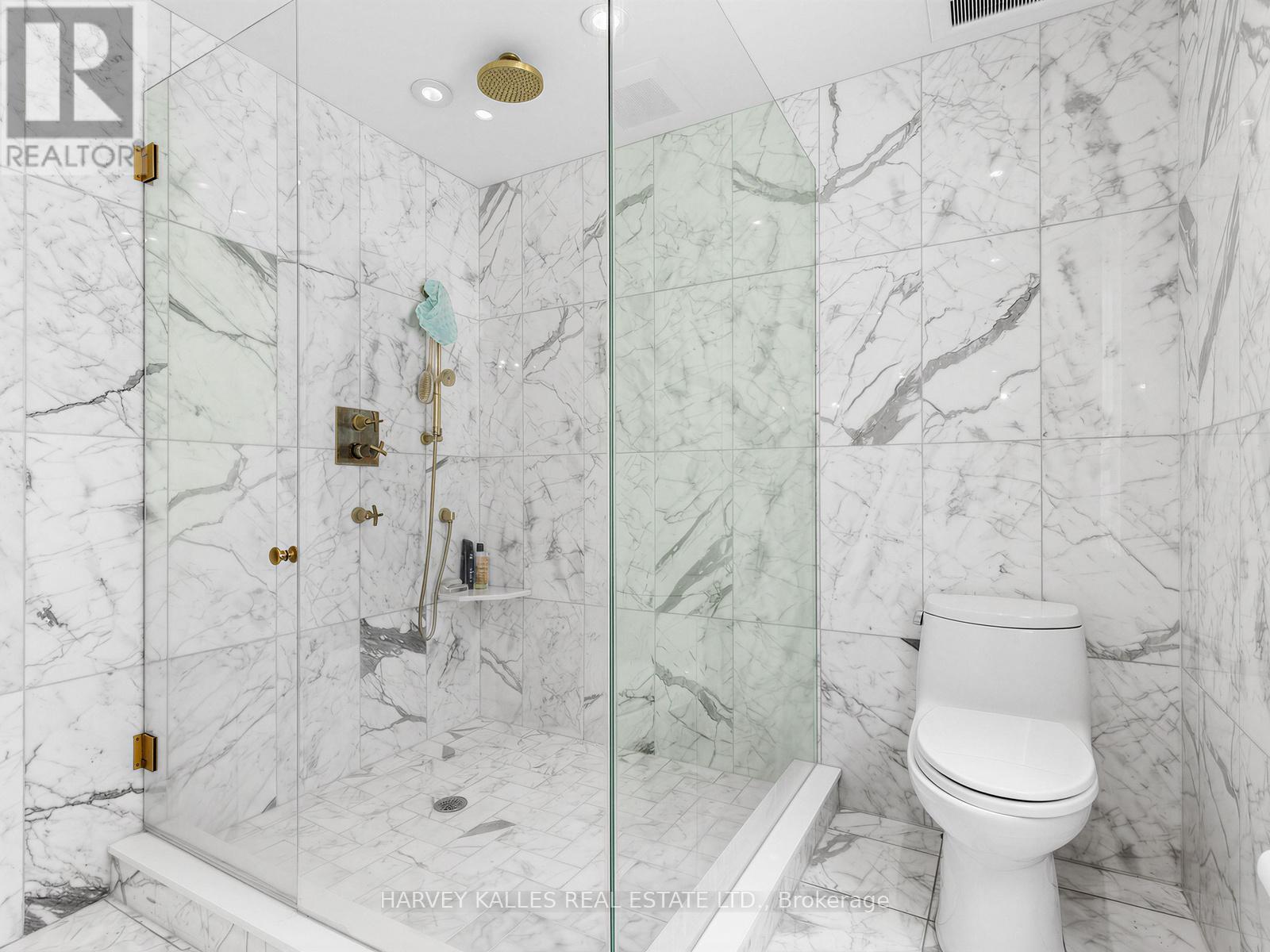 32 Bernard Avenue, Toronto, Ontario  M5R 1R2 - Photo 18 - C13415368