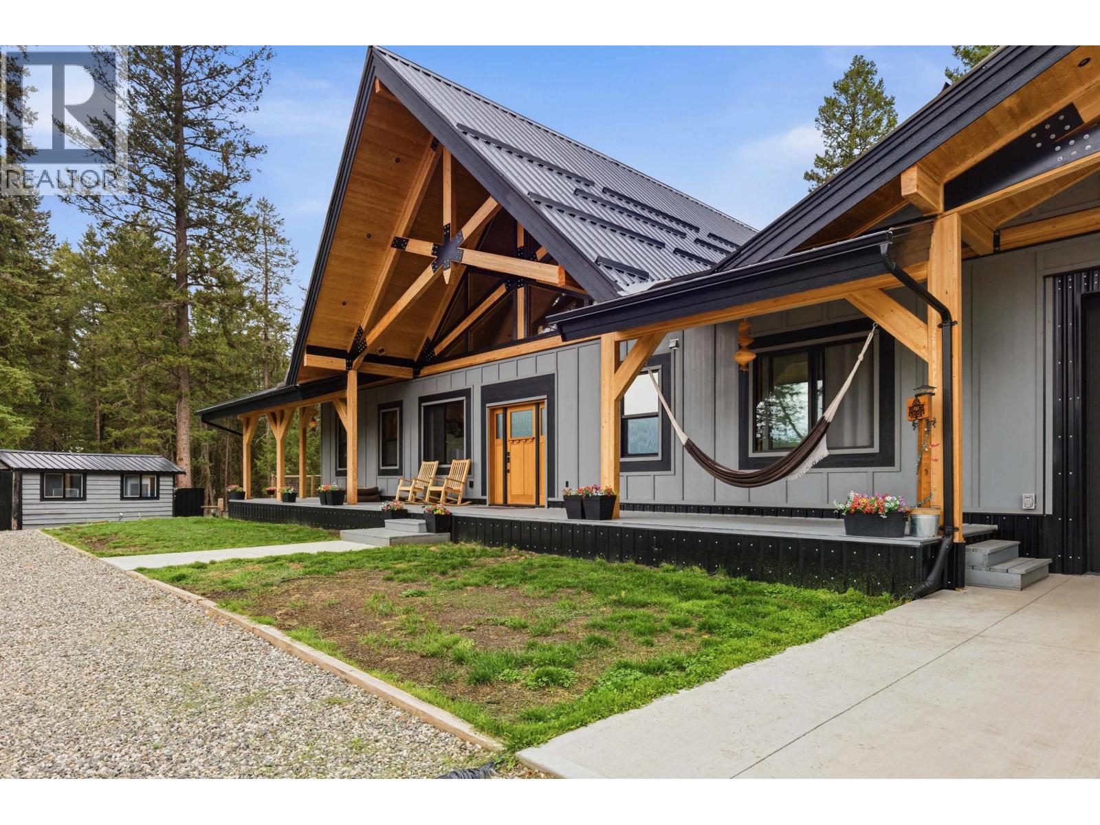 4164 Moser Road, Lac La Hache, British Columbia V0K 1T0 - Photo 2 - R3086027