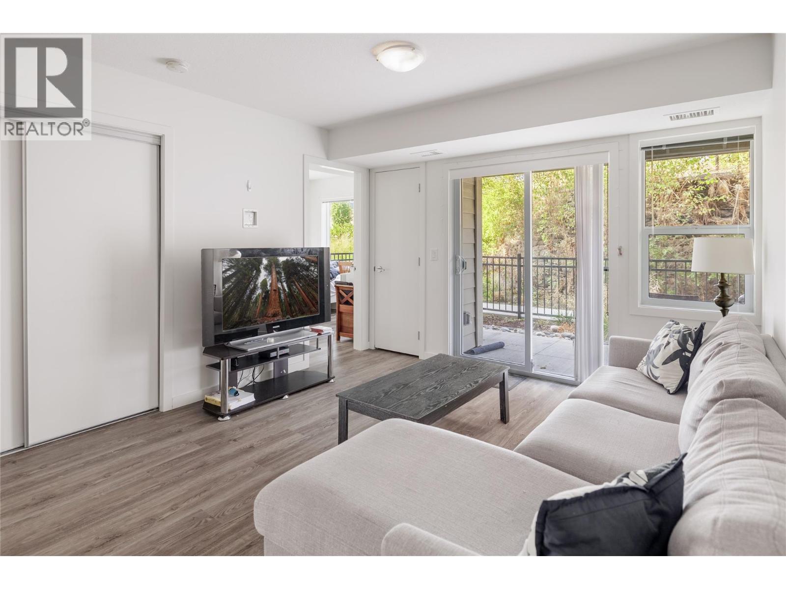 655 Academy Way Unit# 107, Kelowna, British Columbia  V1V 0C8 - Photo 3 - 10366729