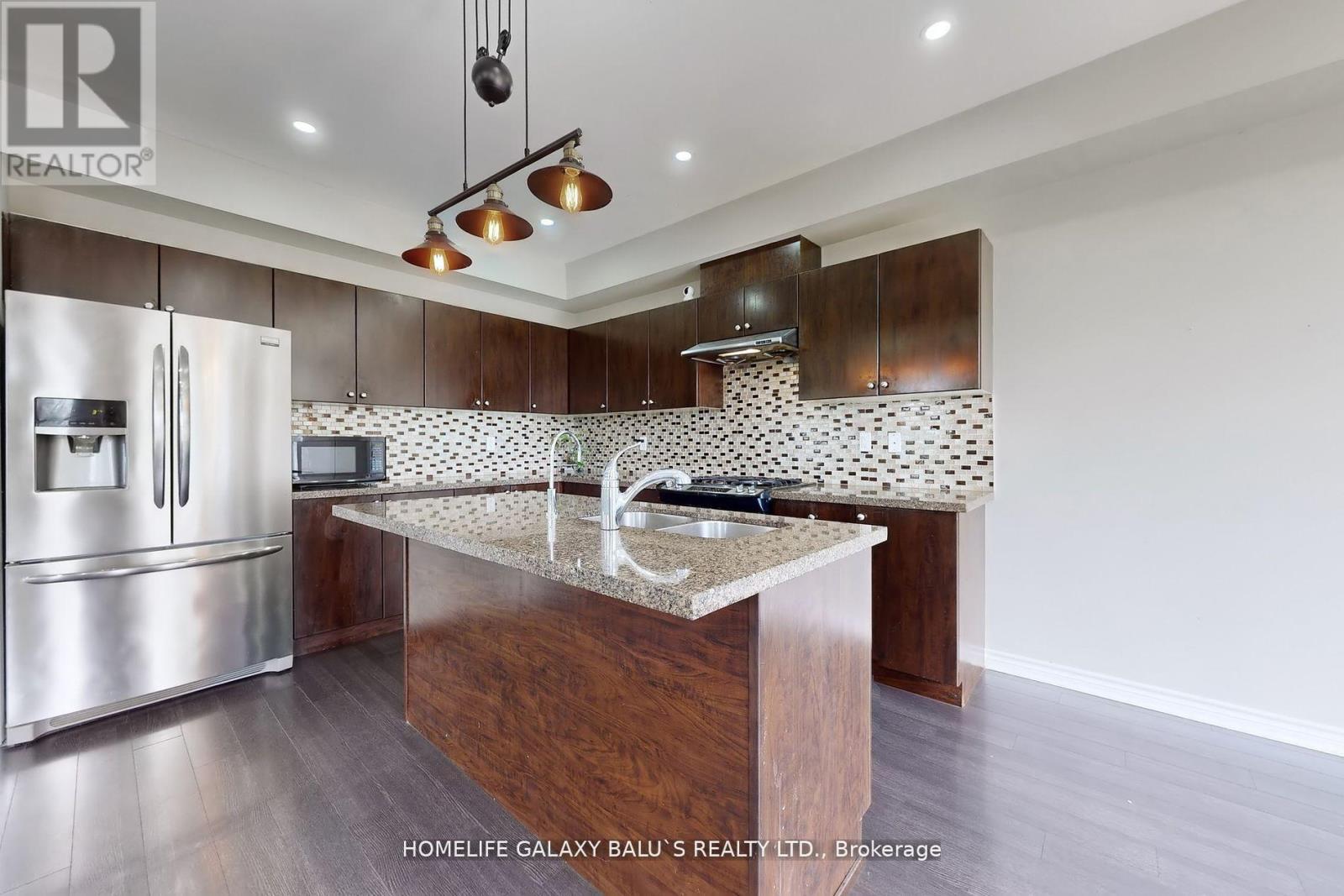 Main - 1 Lambdon Way, Whitby, Ontario  L1M 0L3 - Photo 8 - E13415170
