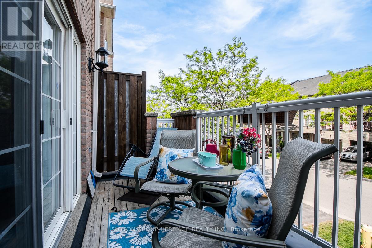 261 Monarch Avenue, Ajax, Ontario  L1S 0A5 - Photo 13 - E13415180