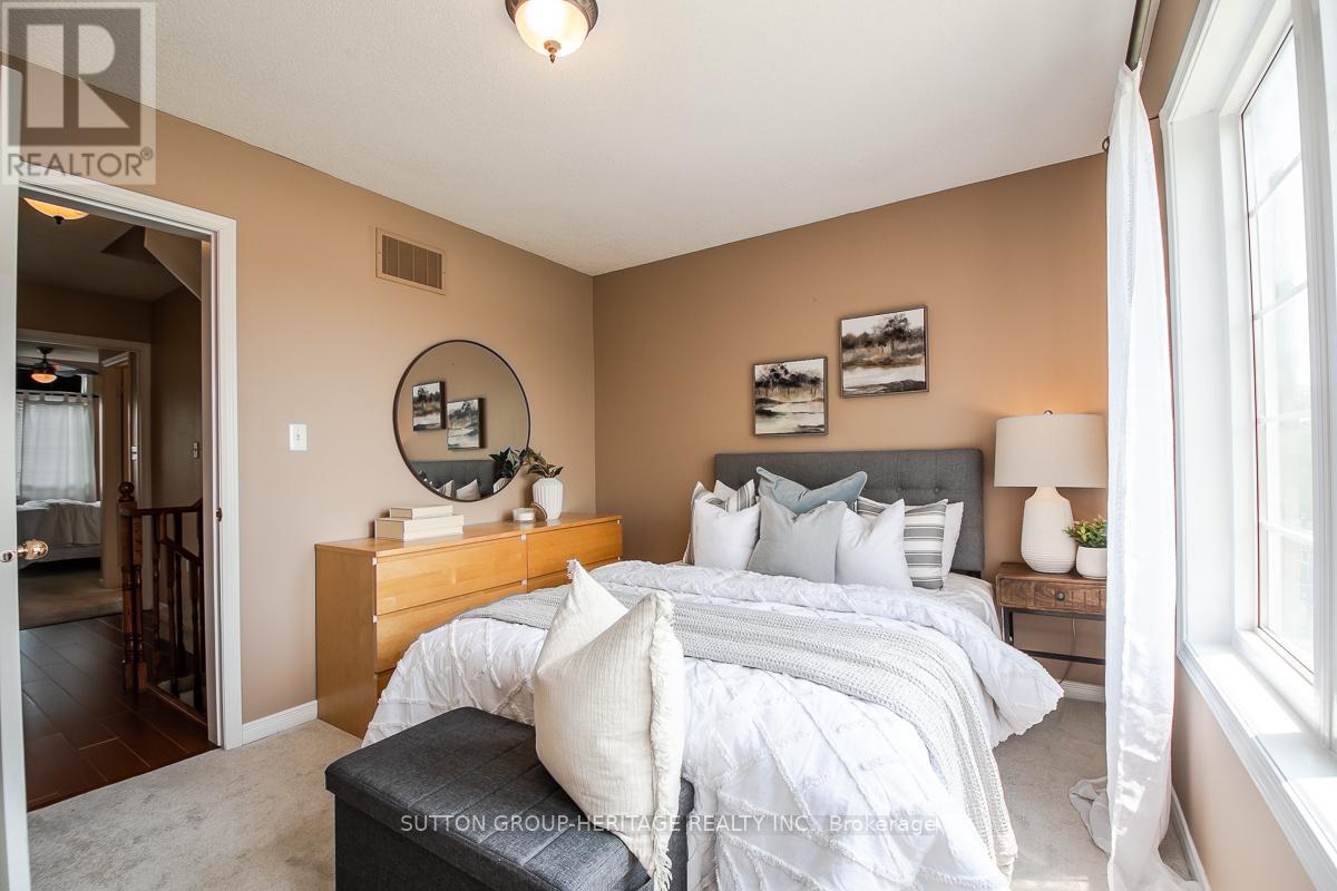261 Monarch Avenue, Ajax, Ontario  L1S 0A5 - Photo 21 - E13415180