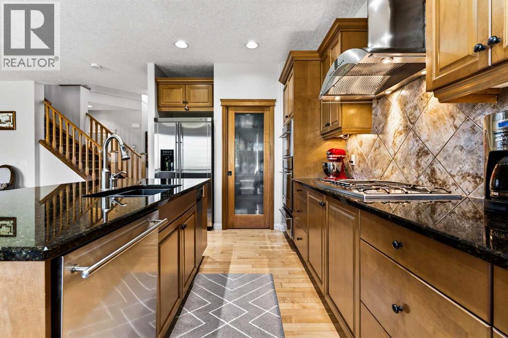 216 Everbrook Way Sw, Calgary, Alberta  T2Y 0E8 - Photo 6 - A2317896