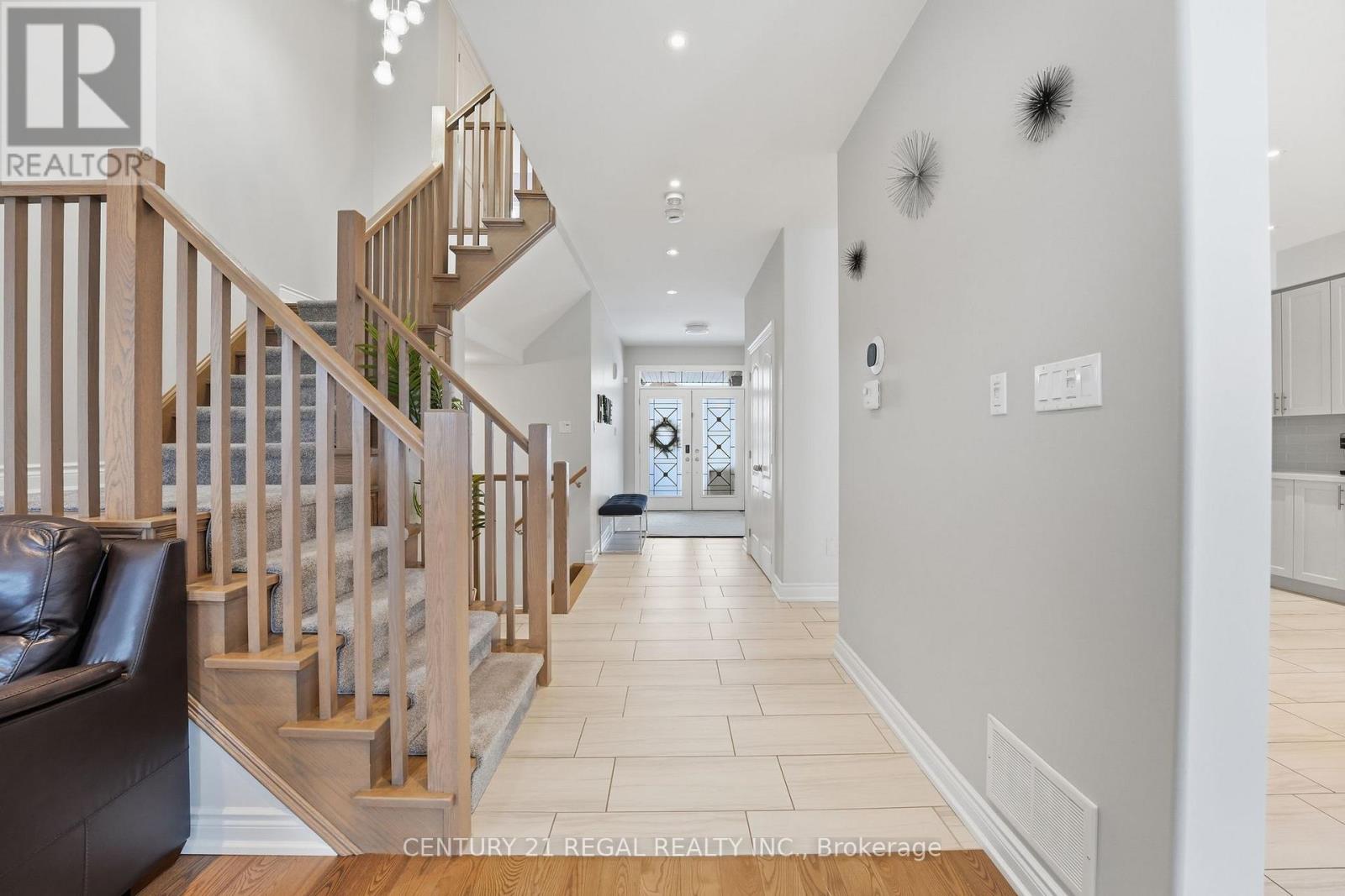 28 Tim Jacobs Drive, Georgina, Ontario  L4P 0G5 - Photo 8 - N13415334