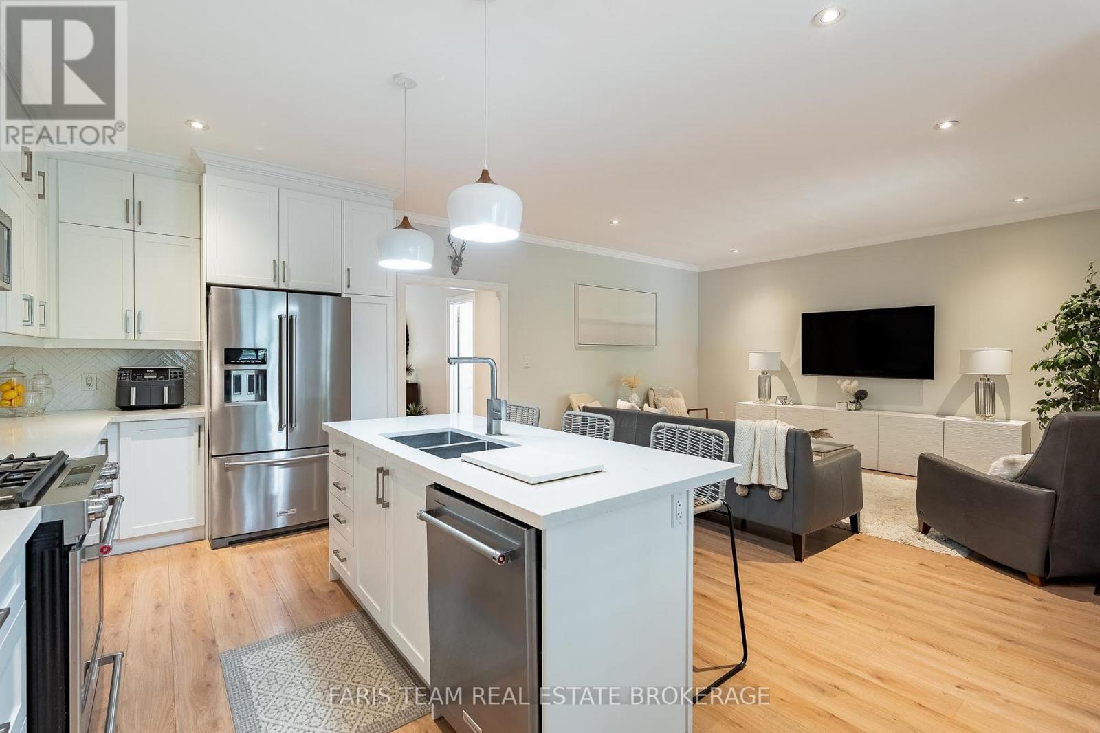 36 Natures Trail, Wasaga Beach, Ontario  L9Z 0H4 - Photo 11 - S13415236