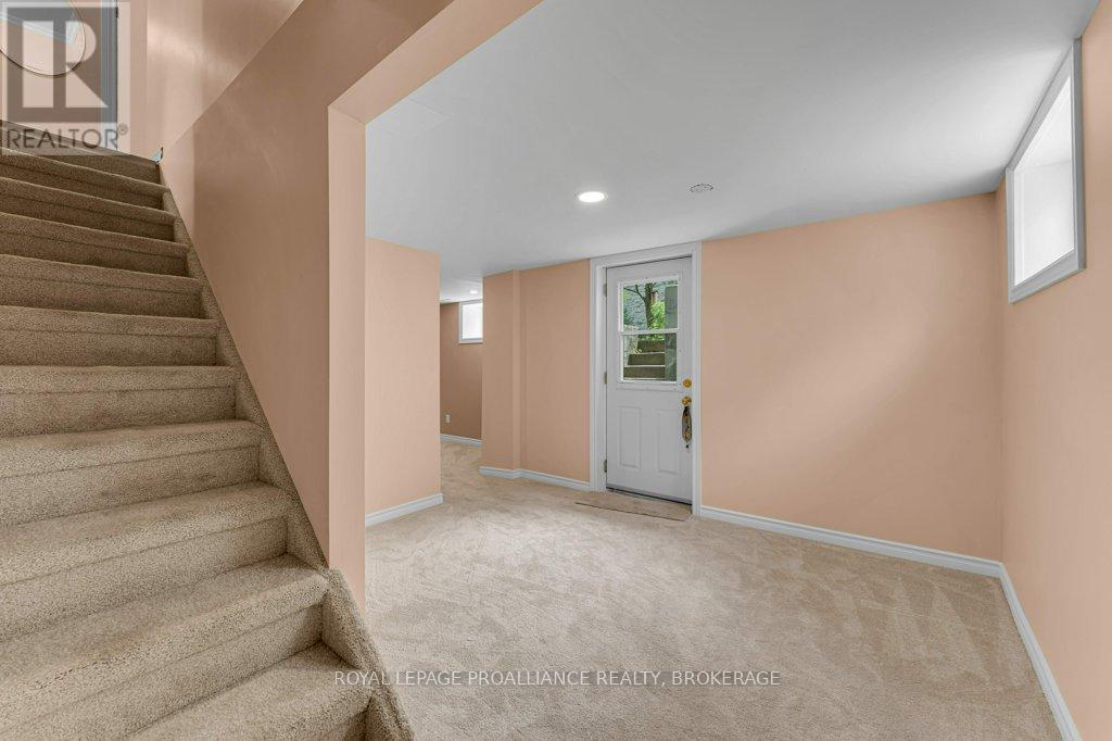67 Mowat Avenue, Kingston (Central City West), Ontario  K7M 1K2 - Photo 23 - X13415522