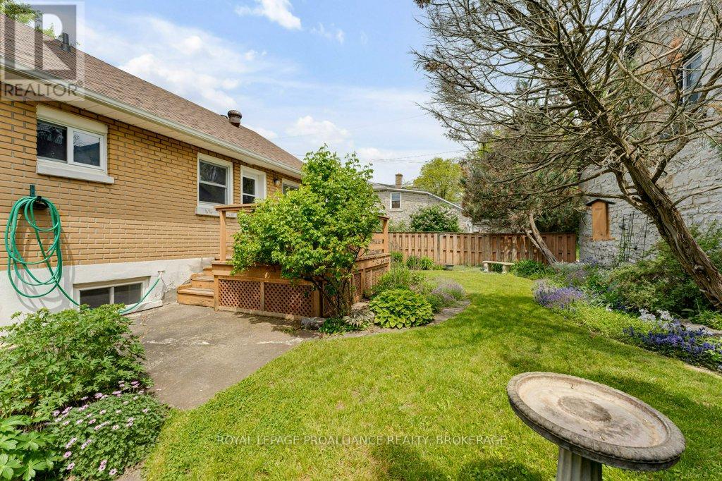 67 Mowat Avenue, Kingston (Central City West), Ontario  K7M 1K2 - Photo 32 - X13415522