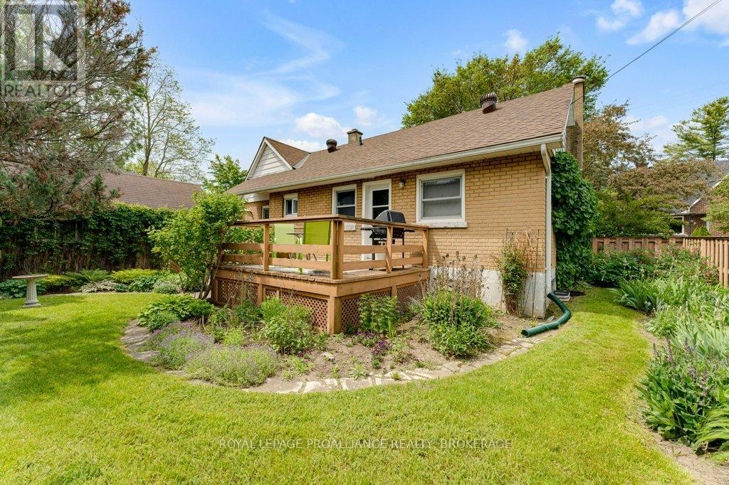 67 Mowat Avenue, Kingston (Central City West), Ontario  K7M 1K2 - Photo 33 - X13415522