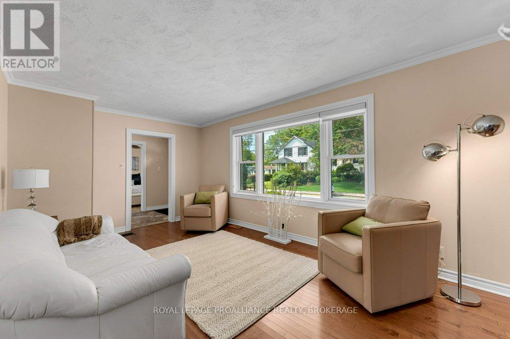 67 Mowat Avenue, Kingston (Central City West), Ontario  K7M 1K2 - Photo 8 - X13415522
