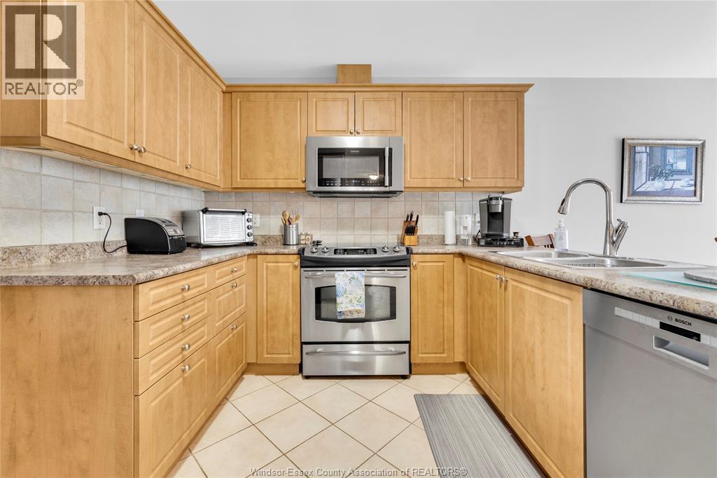 32 Robson Road Unit# 6, Leamington, Ontario  N8H 2M9 - Photo 7 - 26013426