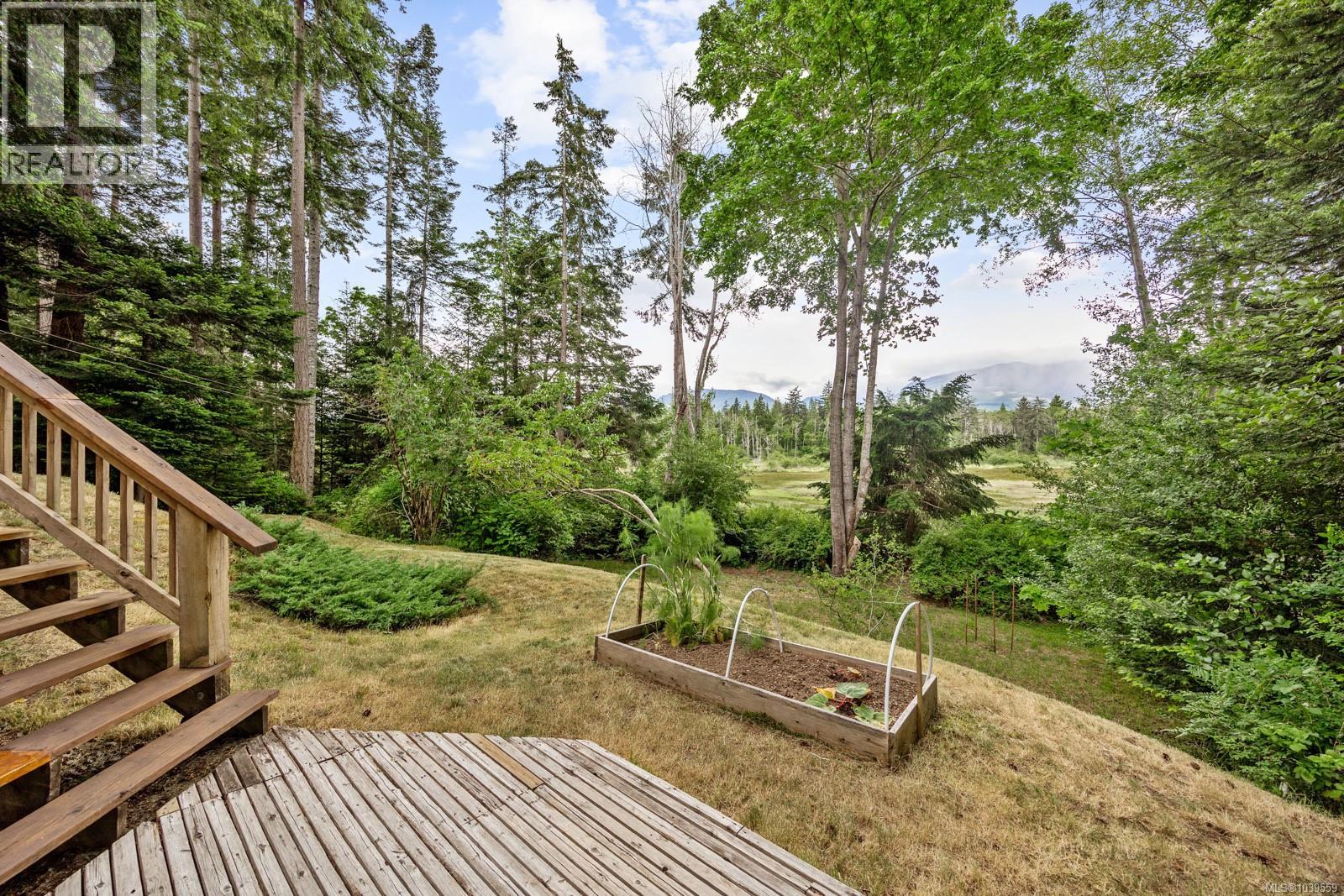 7727 Tozer Rd, Fanny Bay, British Columbia  V0R 1W0 - Photo 21 - 1039559