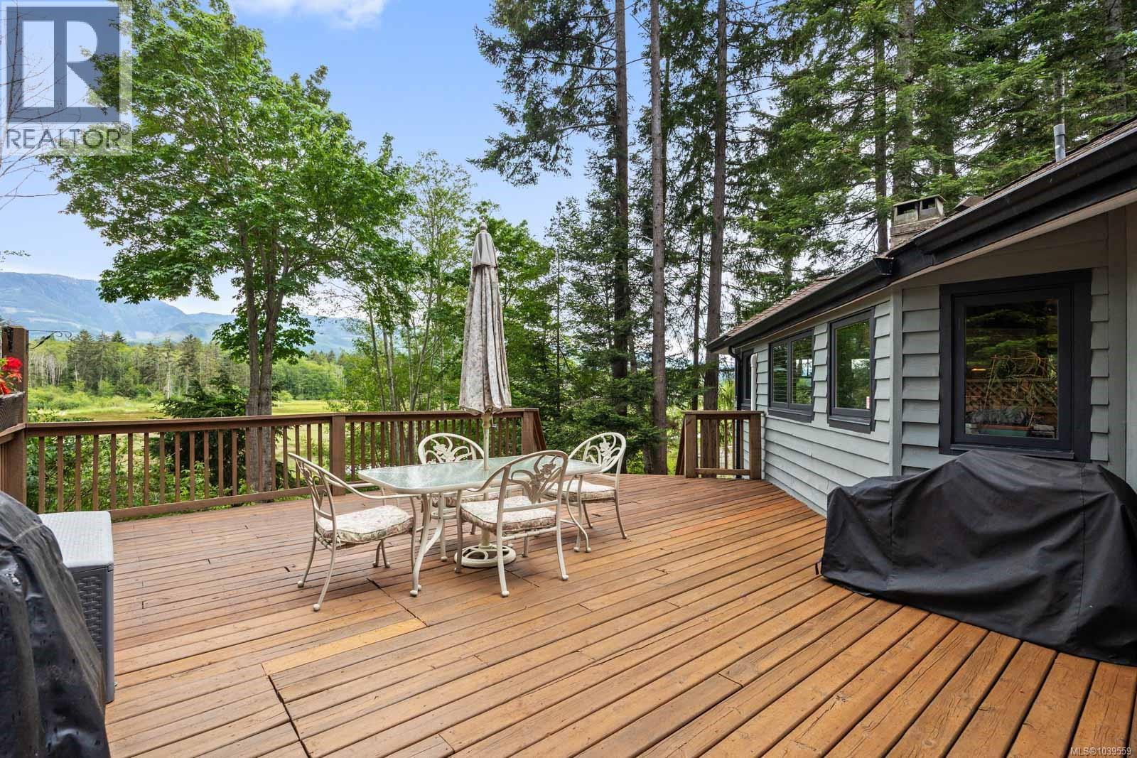 7727 Tozer Rd, Fanny Bay, British Columbia  V0R 1W0 - Photo 24 - 1039559