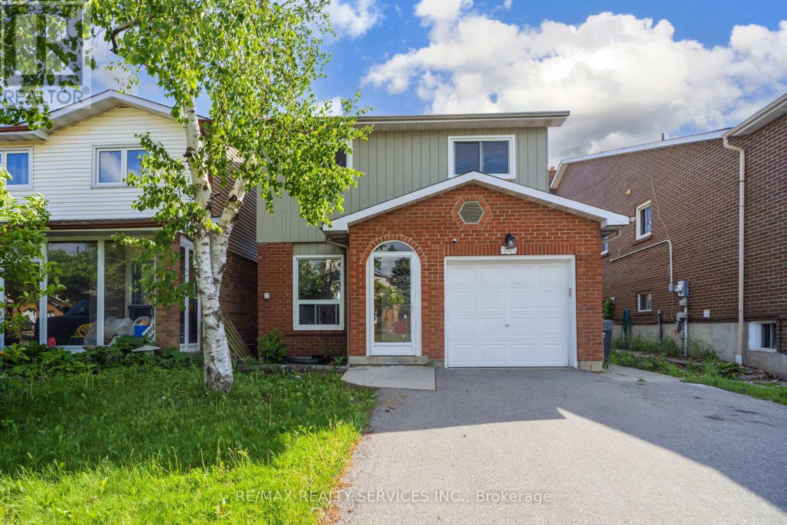 120 Simmons Boulevard, Brampton, Ontario  L6V 3V6 - Photo 4 - W13415148