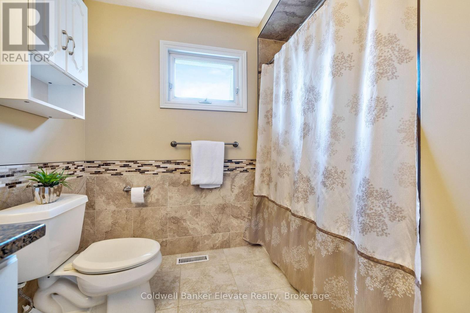 6 Metcalfe Court, Halton Hills, Ontario  L7G 4N6 - Photo 29 - W13415166