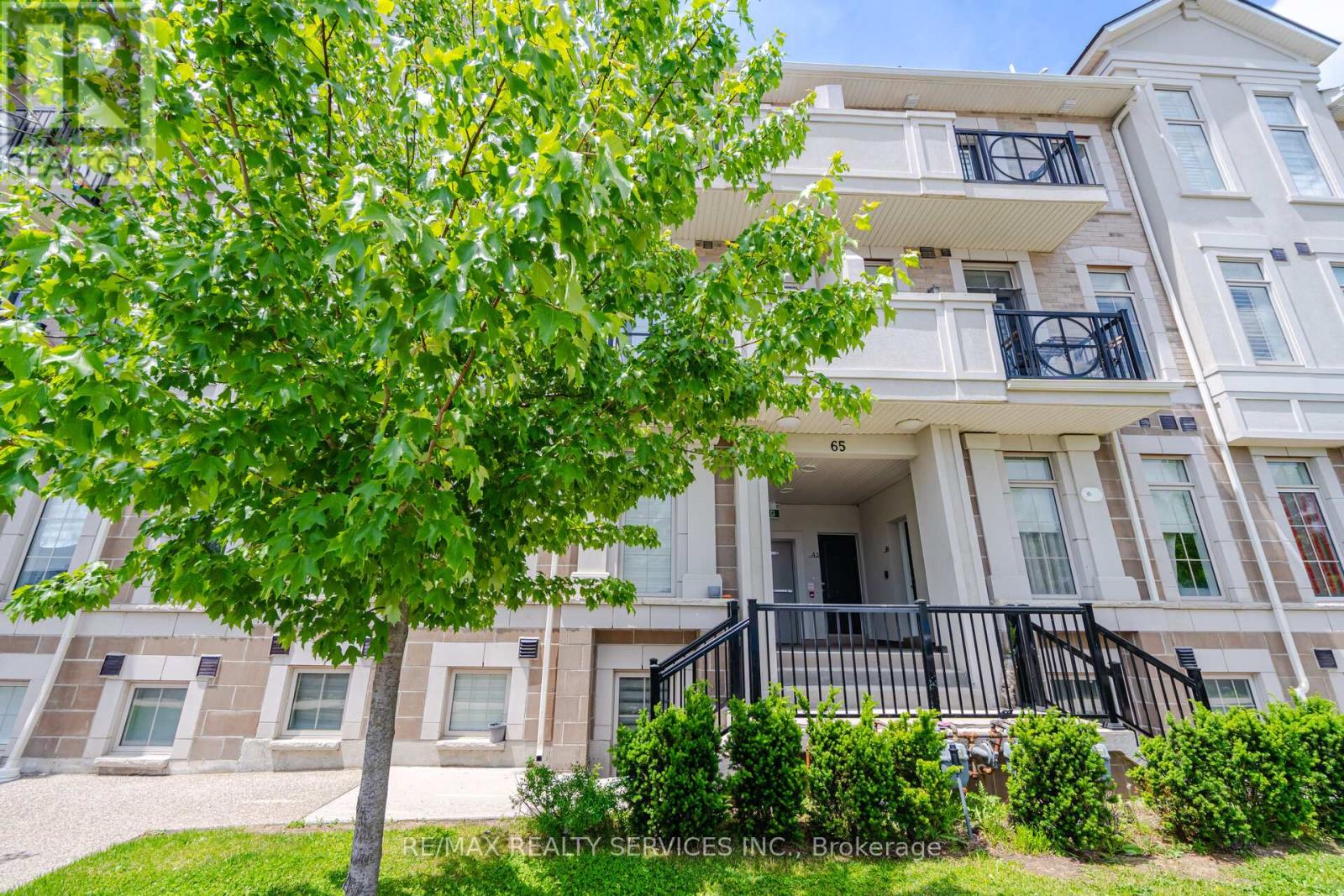 48 - 65 ARMDALE ROAD, Mississauga, Ontario