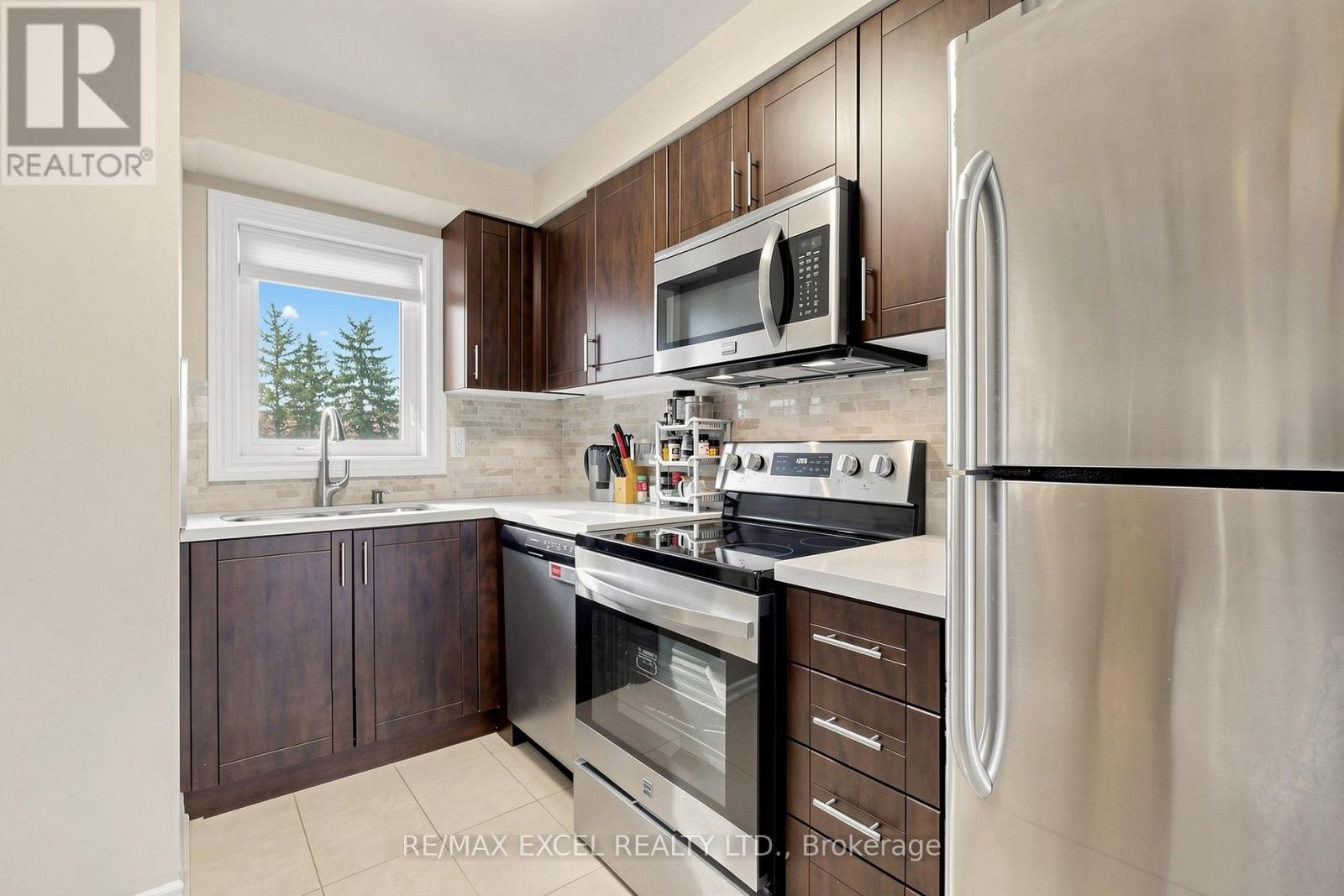 3653 Indigo Crescent, Mississauga, Ontario  L5N 7J1 - Photo 11 - W13415332