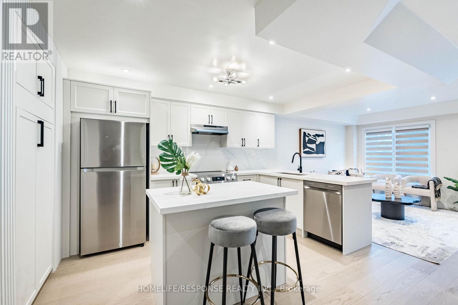 479 Barondale Drive, Mississauga, Ontario  L4Z 3V8 - Photo 10 - W13415336