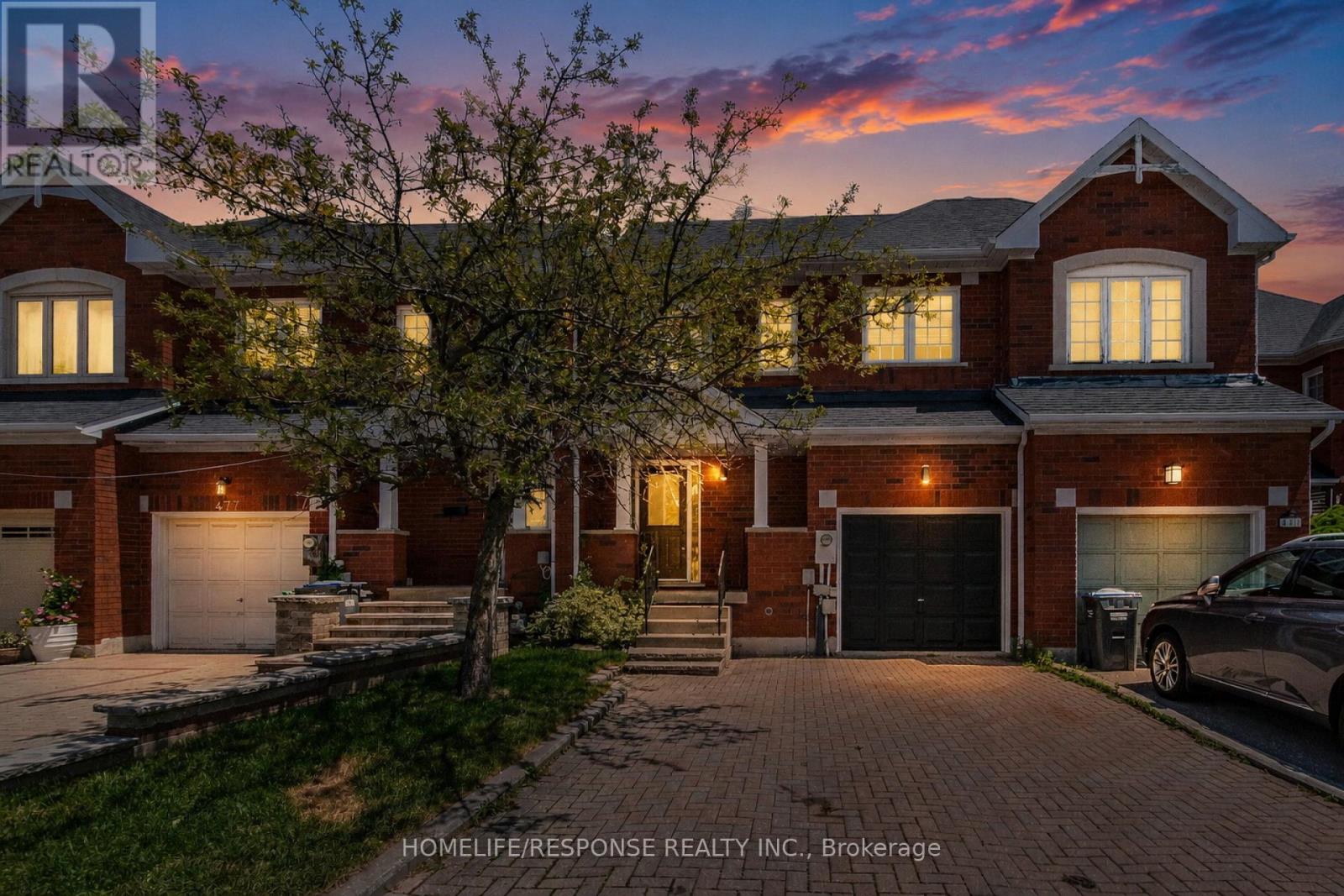 479 Barondale Drive, Mississauga, Ontario  L4Z 3V8 - Photo 2 - W13415336