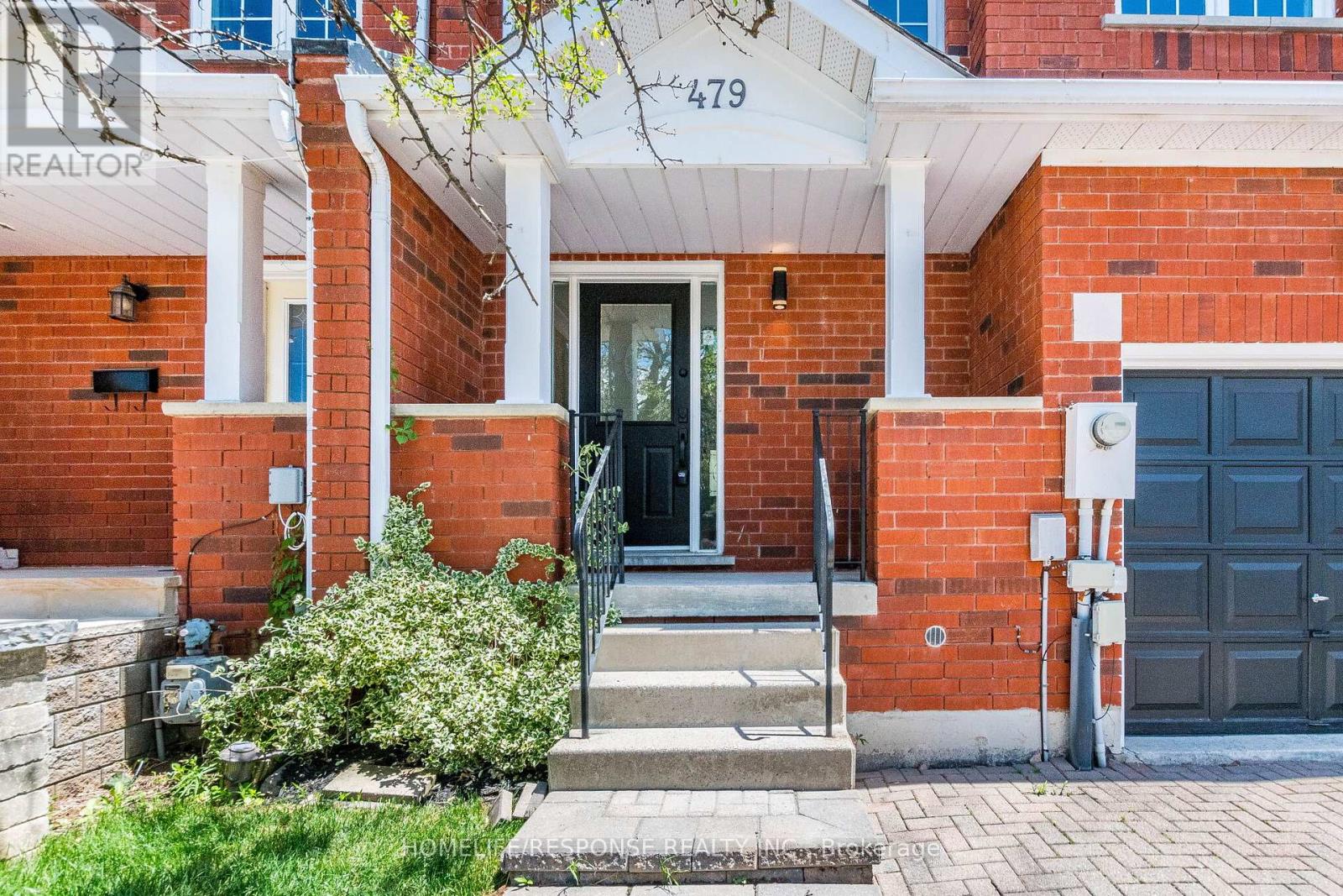 479 Barondale Drive, Mississauga, Ontario  L4Z 3V8 - Photo 3 - W13415336