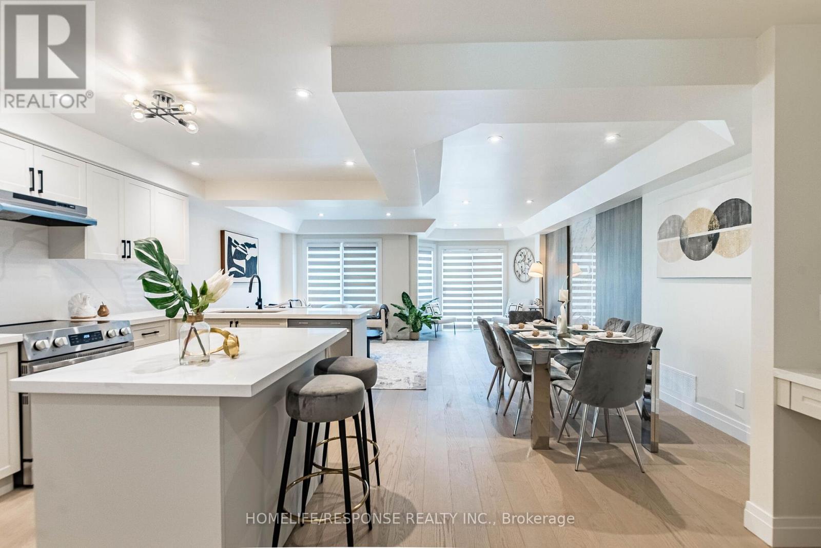479 Barondale Drive, Mississauga, Ontario  L4Z 3V8 - Photo 6 - W13415336