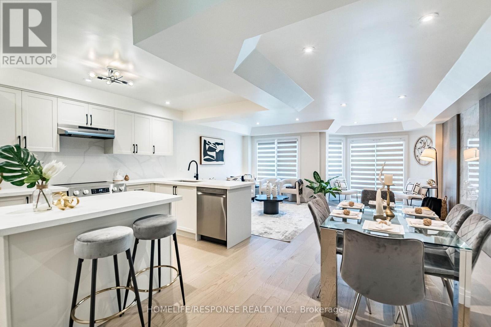 479 Barondale Drive, Mississauga, Ontario  L4Z 3V8 - Photo 9 - W13415336