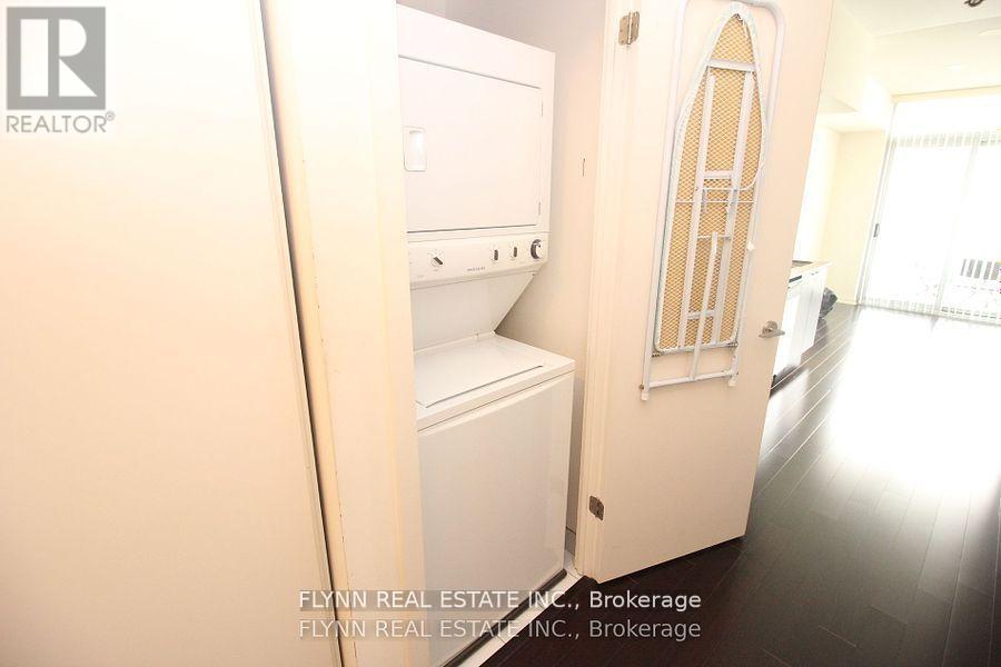 2313 - 105 The Queensway, Toronto, Ontario  M6S 5B5 - Photo 10 - W13415352